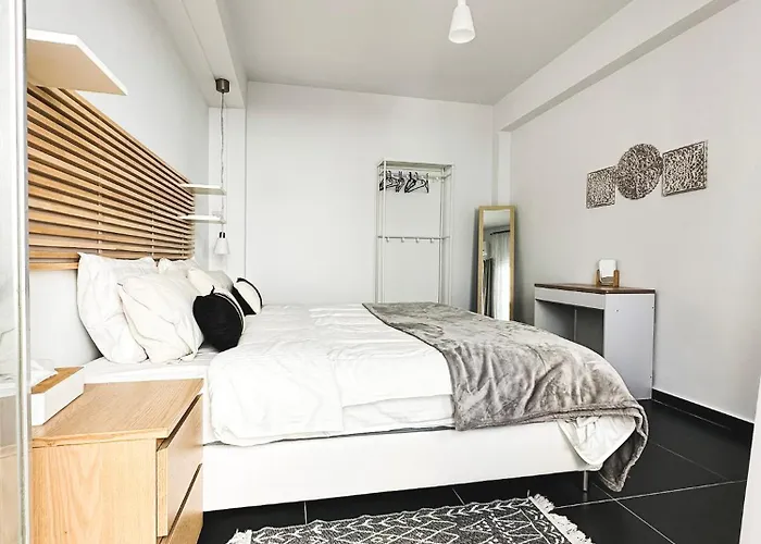 Away One Bedroom In 公寓 *