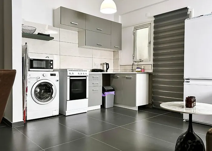 Away One Bedroom In Nicosia