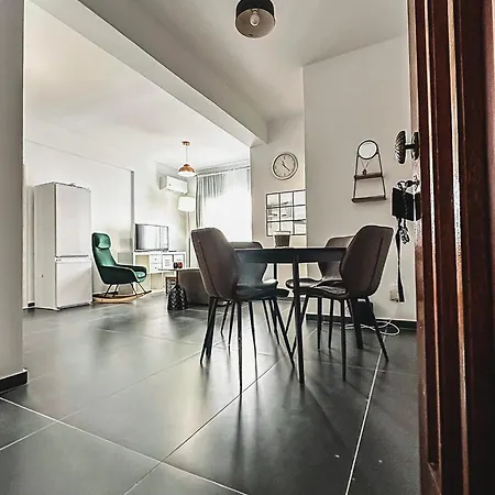 Away One Bedroom In *